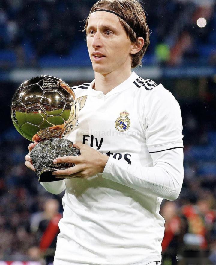 NBA焦点战：勇士主场逆转掘金,