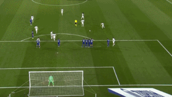 足球世界杯预选赛爆大冷，排名前五的强队遭淘汰